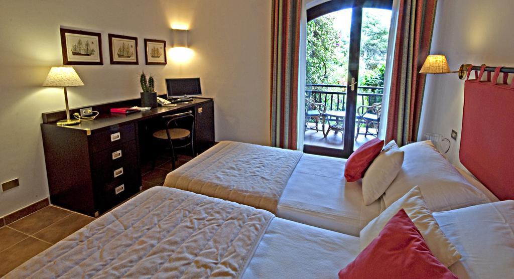 Hotel Le Ginestre Porto Cervo Kültér fotó
